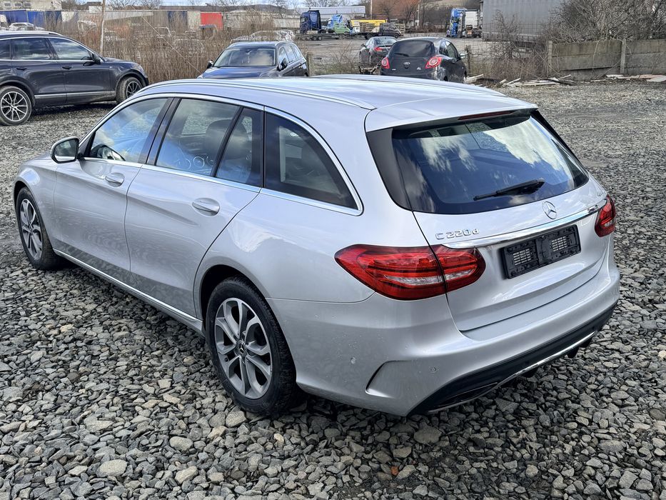 Mercedes Benz C220 AMG