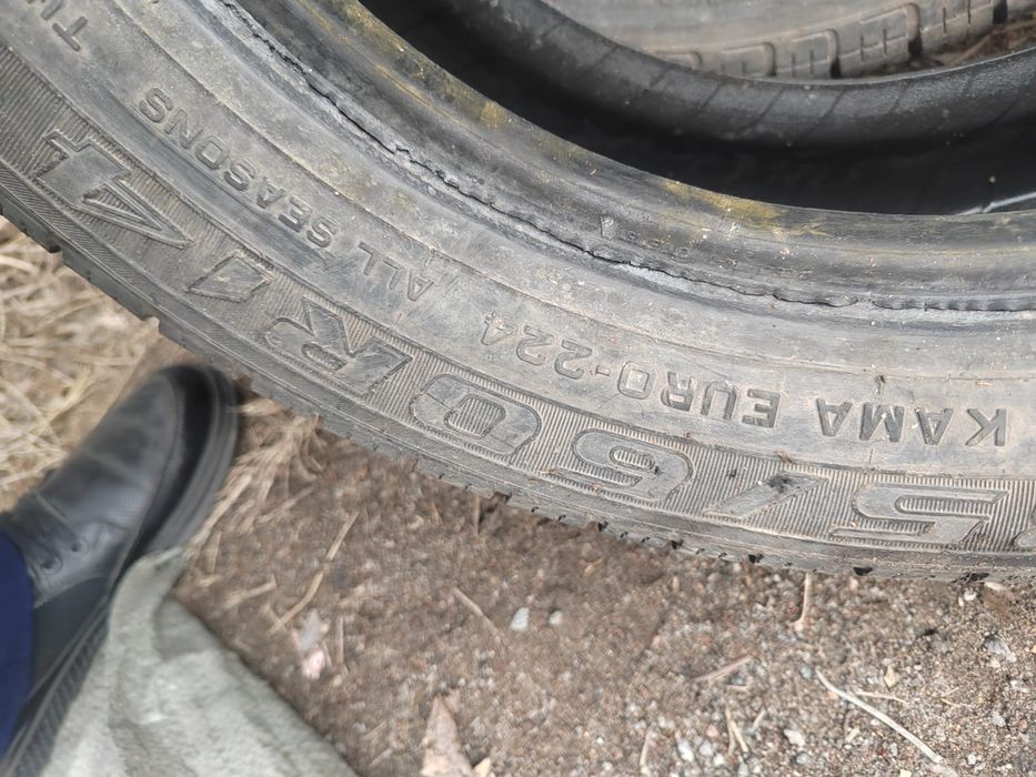 Продам пару летней резины