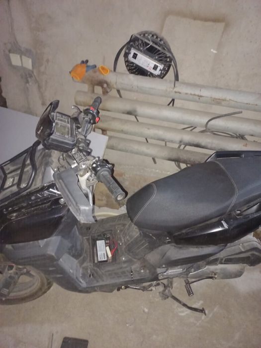 Продается мопед танк