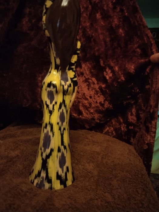 Статуэтка  сувенир девушка