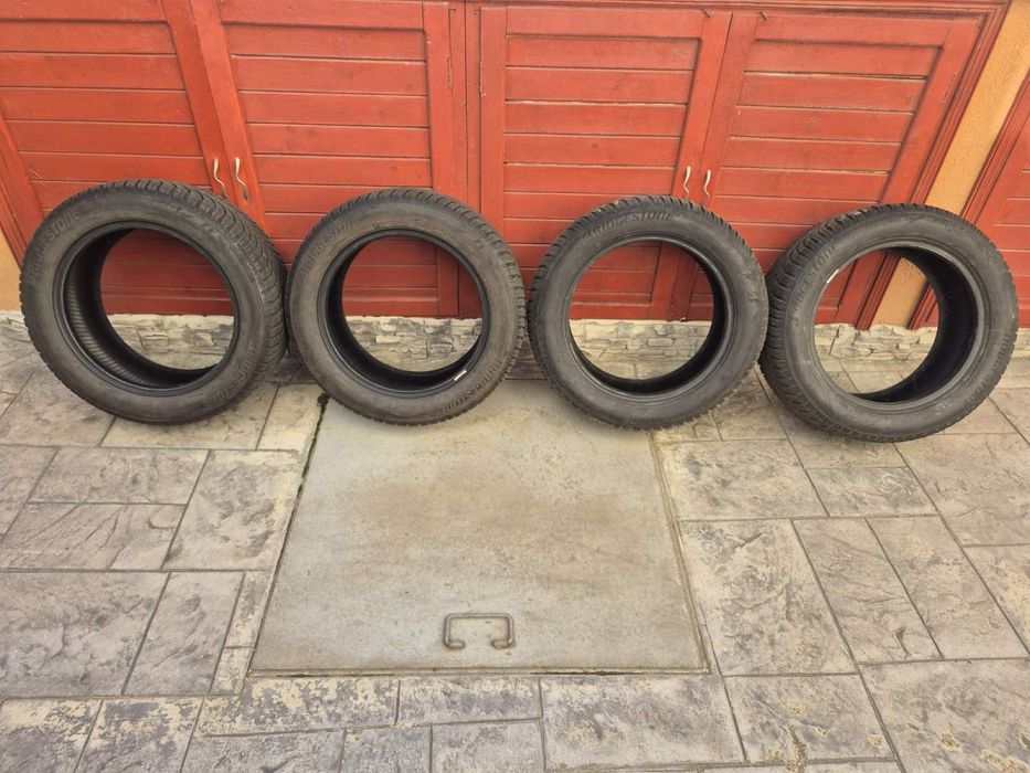 Зимни гуми на Бридж Стоун