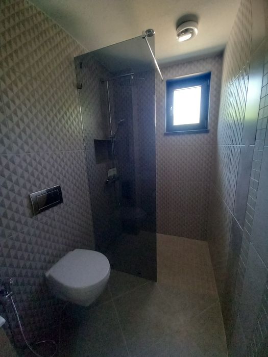 Параван за баня 6-8-10мм закалено стъкло