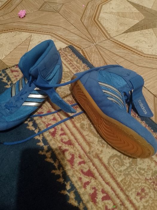 Продам борцовки для мальчика