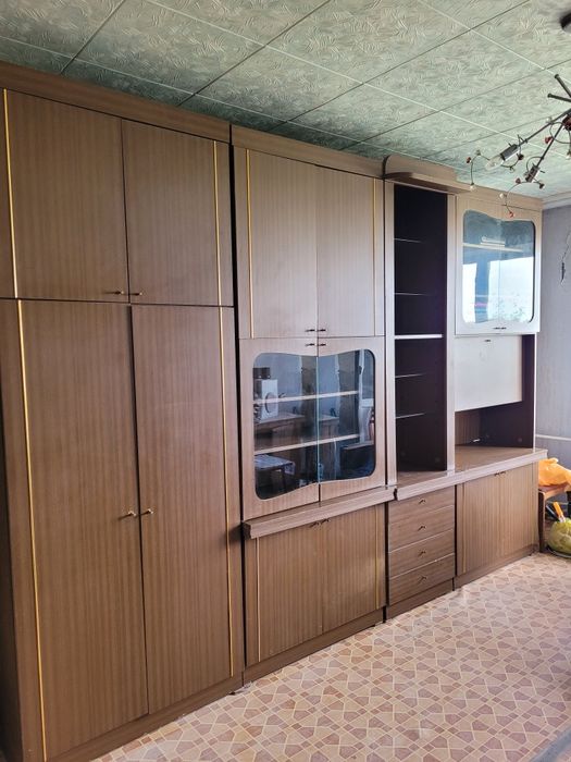 Продам стенку в хорошем состоянии