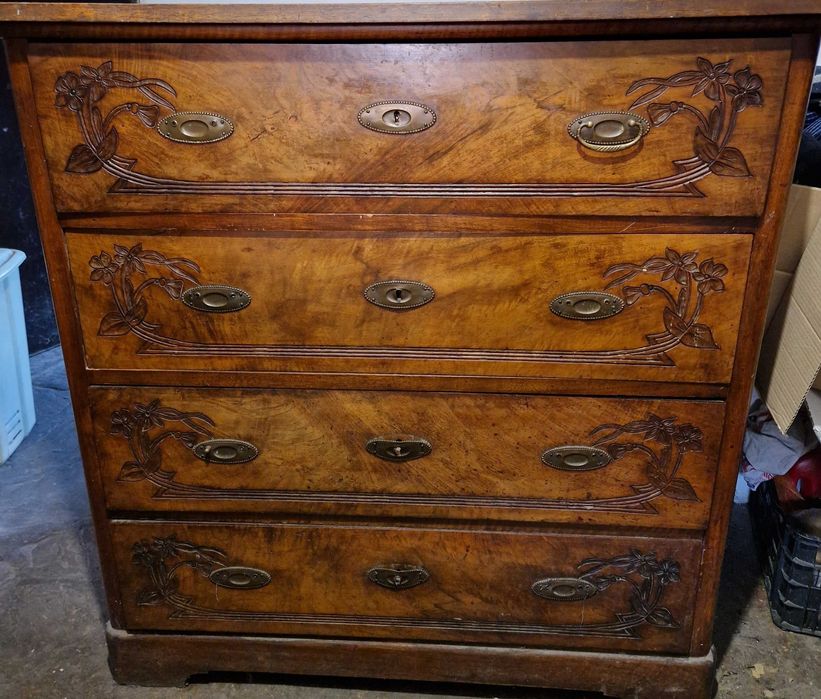 Старинен шкаф / скрин (Ш 58/Д 108/В 109)