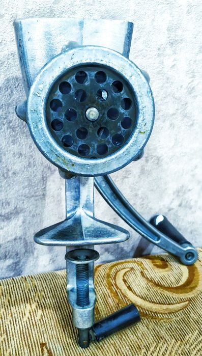 Продам Мясорубку