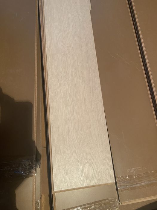 Продам Ламинат 55 кв.м