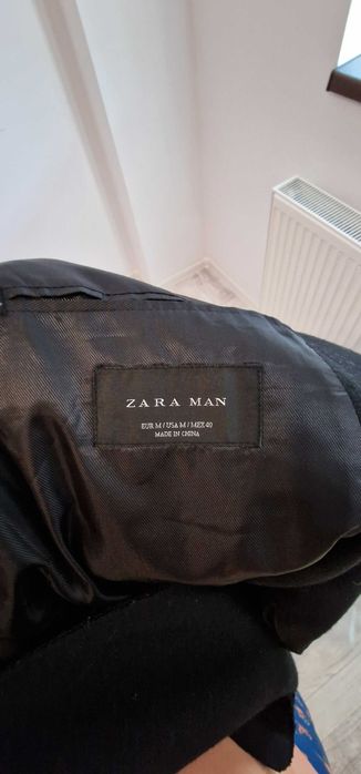 Paltoane Zara barbati, marimea M