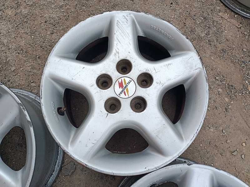 Продам оригинальные легкосплавные диски "Fondmetal" (