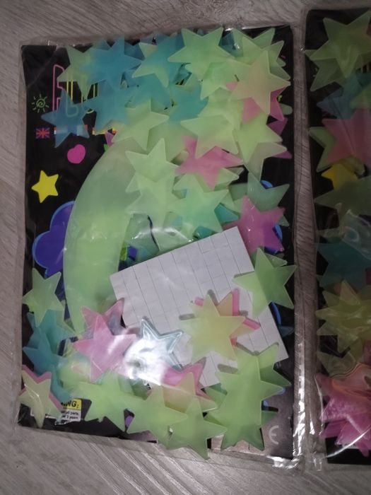 Фосфорные звезды для декора