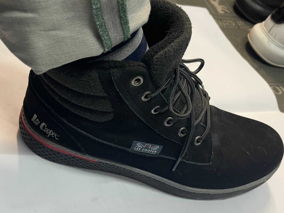 Зимни обувки/ боти Lee Cooper