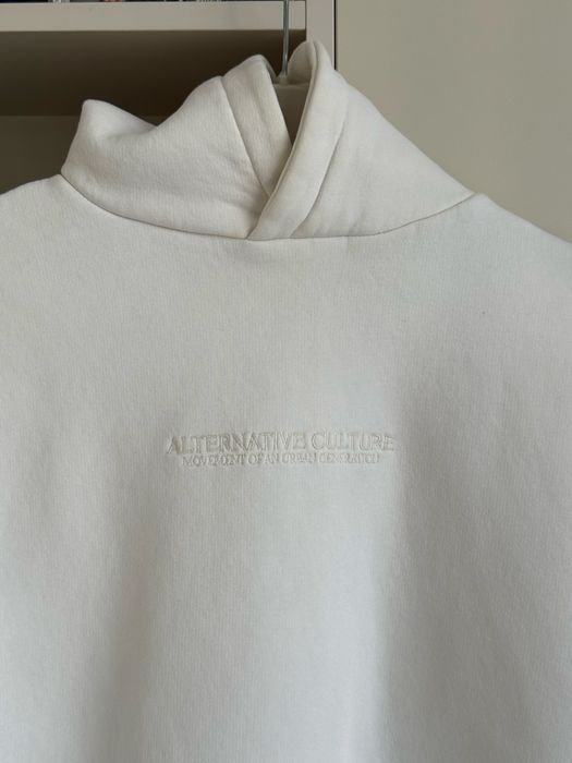 Белое худи Alternative Culture. S.