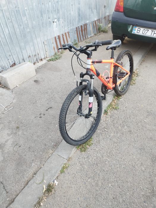 Bicicleta BTWIN.