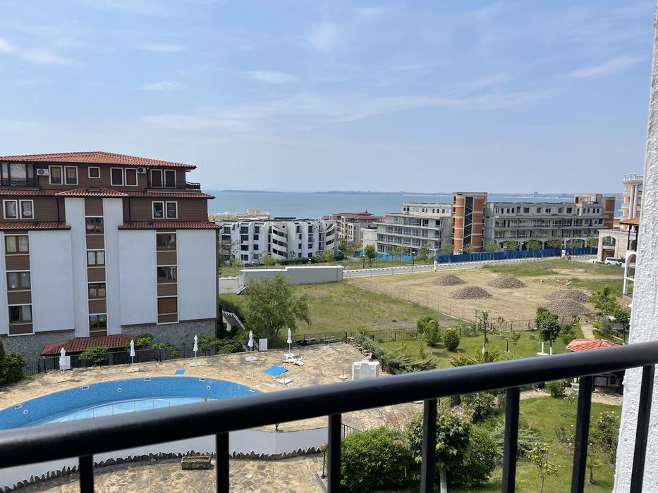 Продава се Четиристаен апартамент в Свети Влас - 156 кв.м за 1058 €/кв.м - Снимка #15