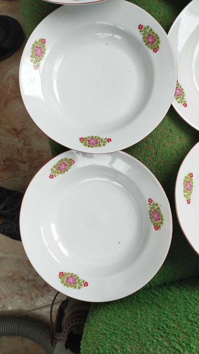 Стар Български порцелан Чинии