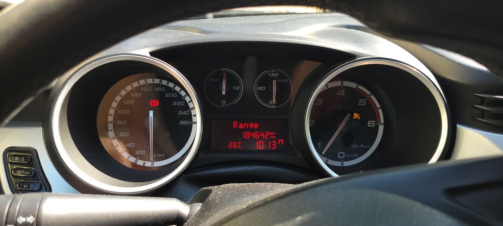 Vand - Alfa Romeo Giulietta, masina se poate vinde si pentru RABLA