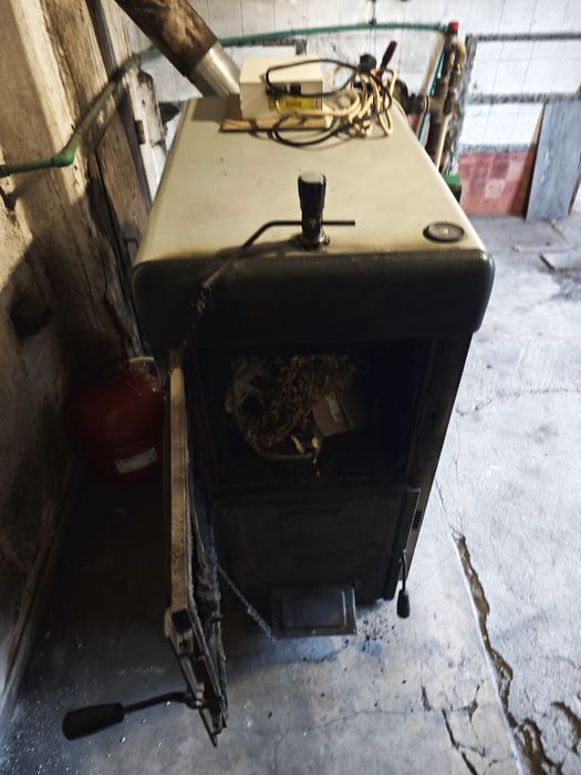 Котел на твърдо гориво комплект 58кв./Карпат/ Чугунен