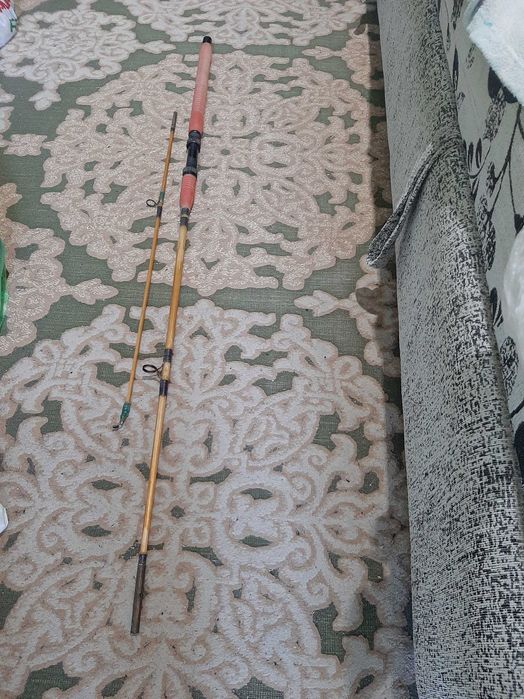 Продам советский спиннинг