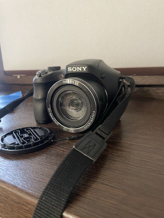 Фотоапарат Sony 20.1 mega pixels