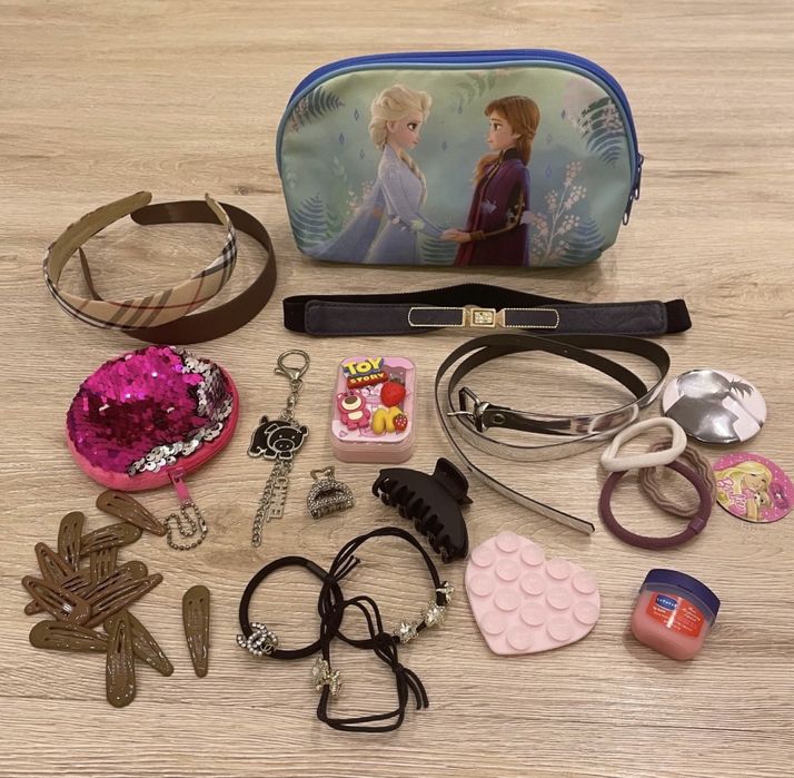 Для девочек все на фото за 6000тг