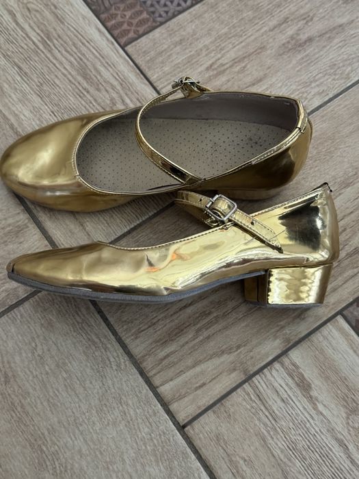 Туфли для хореографии девочке, город Шымкент