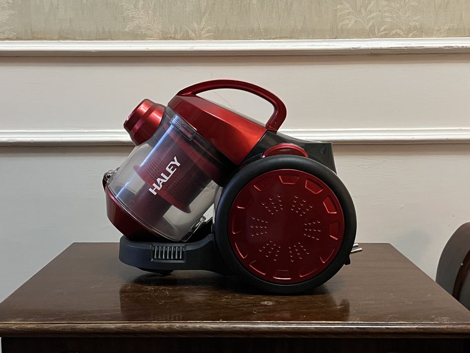 Пылесос HALEY HY-925