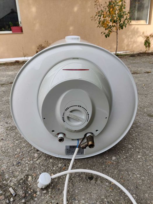 Boiler electric Ariston PRO R 50 V, 50 Litri, 1800W
