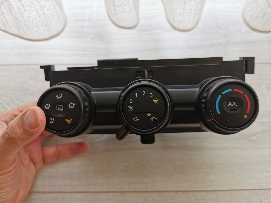 Управление за парно Dacia Duster