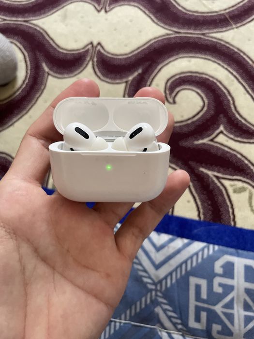Оригинальные AirPods Pro 1