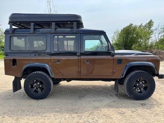 autoutilitara land rover defender puma