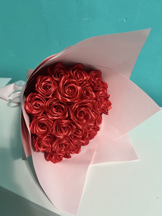 Букет из атласных  лент