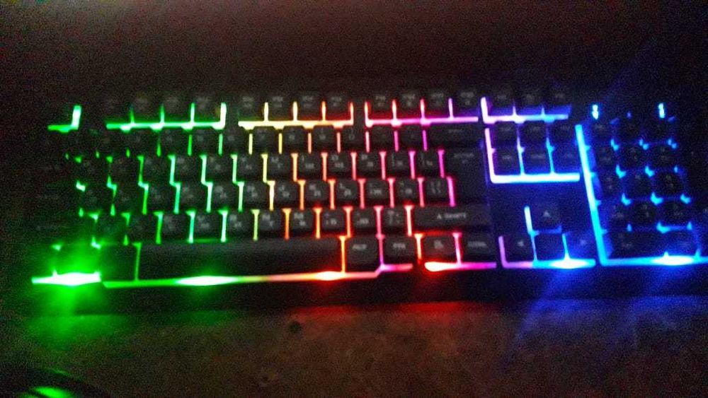 Компьютер игровой мощный прадается или обмен на Айфон 11