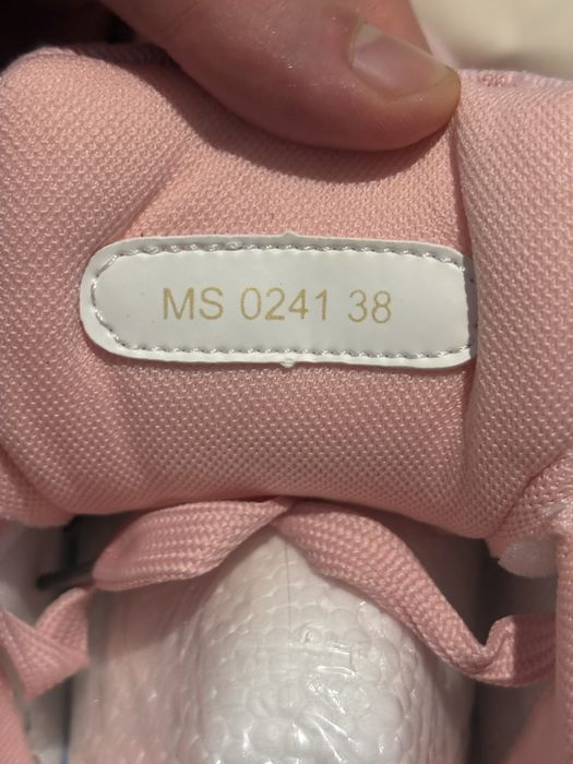 Papuci Louis Vuitton