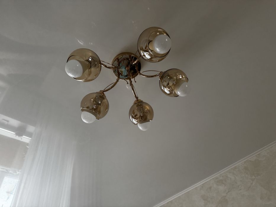 Люстра на 5 рожков