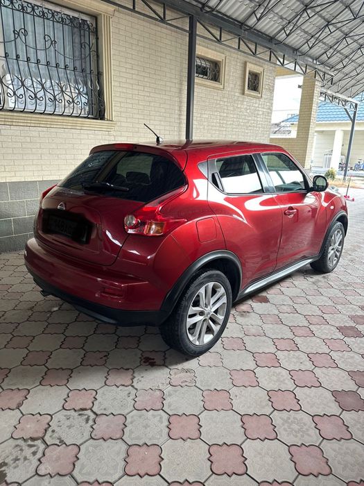 Nissan Juke 2012 года