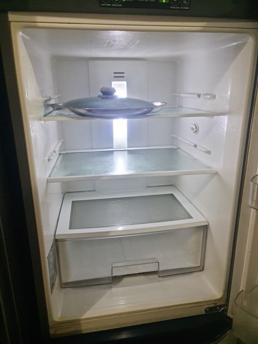 Продам холодильник LG