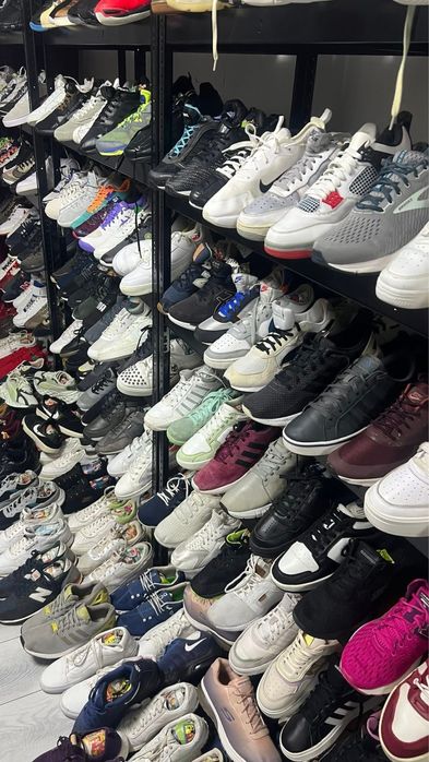 Lot de adidasi sh de firma 500 perechi