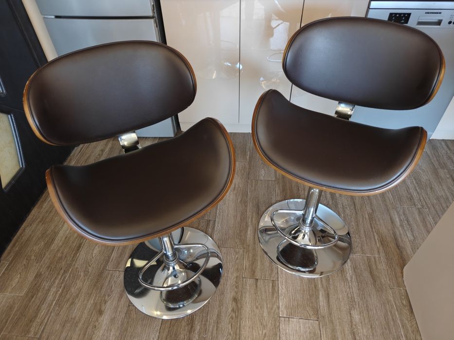 Бар столове 2бр.