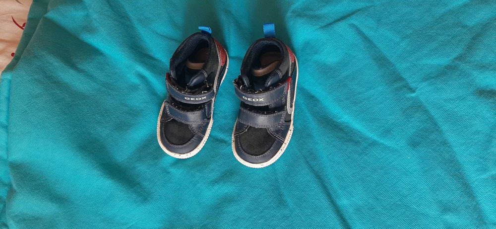 Детски маратонки и обувки