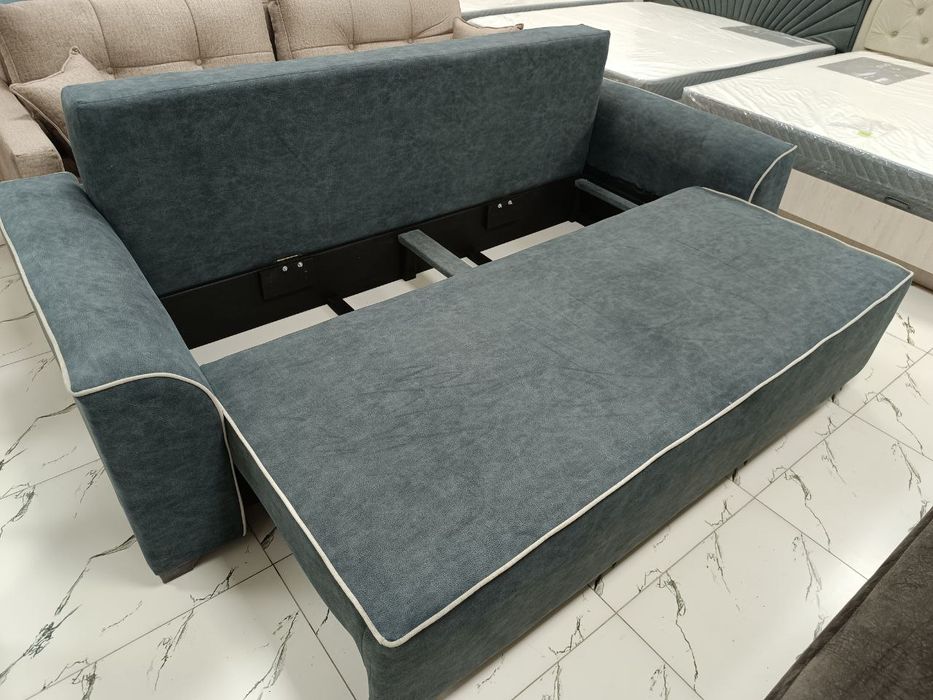 Шикарный раскладной диван еврокнижка