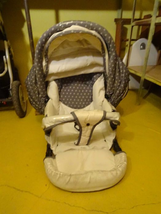 Бебешка количка 3в1 STELLA ROMA - RETRUS 2016 + кош за новородено