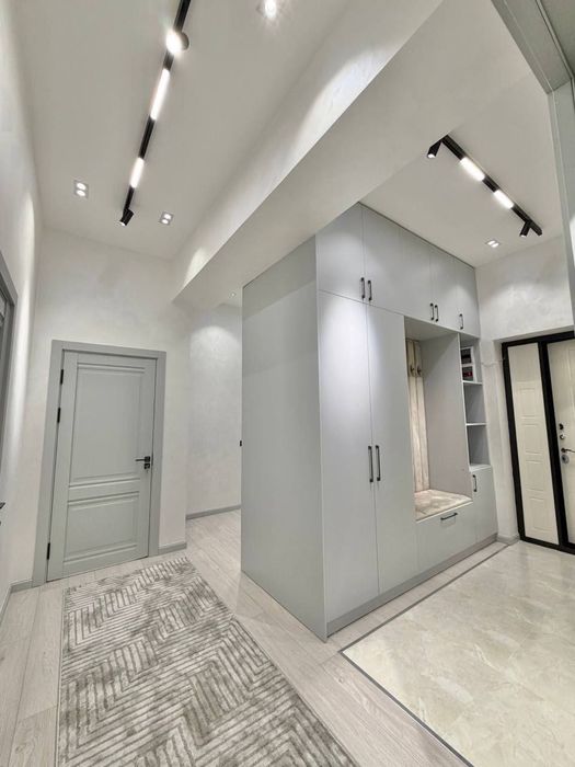 3/8/10 Буюк Ипак Йули Максим Горький метро Бий 75м2