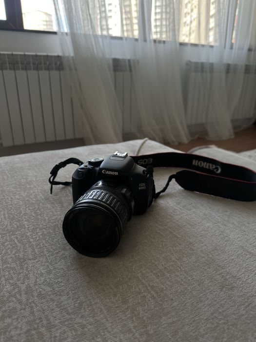 Фотоаппарат Canon 600D