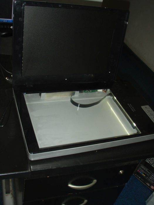 Scaner USB Tevion P91010 (MD90093) + adaptor negative, functional w10