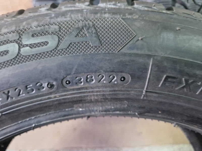 4 Lassa R17 205/55
зимни гуми 
DOT3822