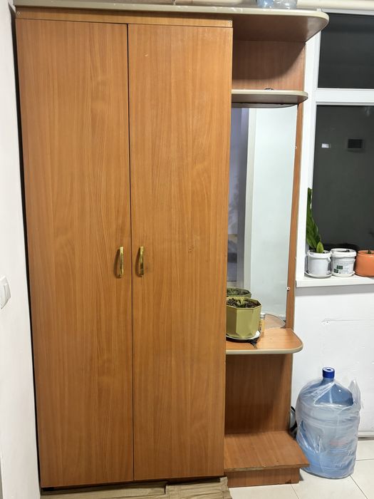 Шкаф для прихожей