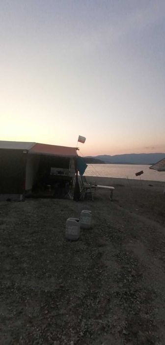 Палатки туристическа тип ремарке