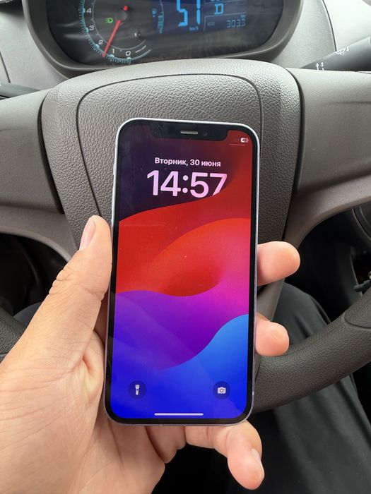 Продам Iphone 12 mini