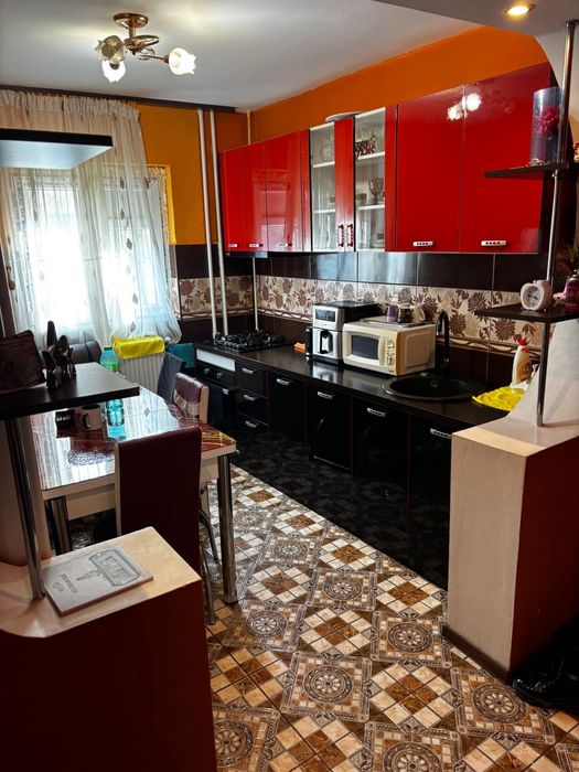 Închiriere apartament 350 euro