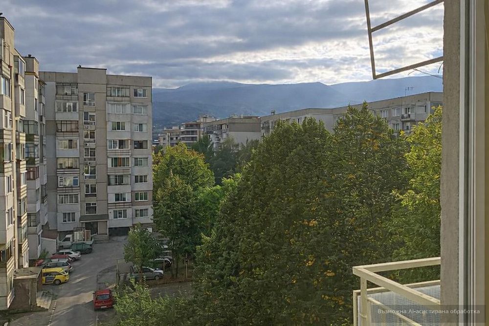 Тристаен, под наем, ж.к Младост 2